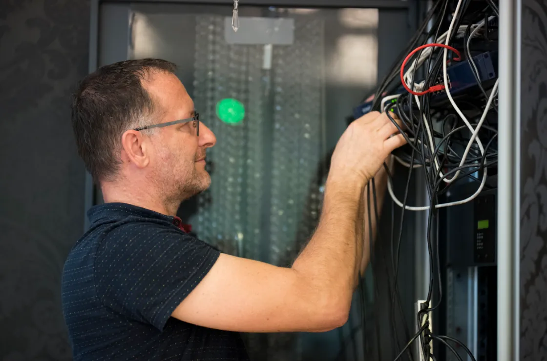 img expert planning and flawless implementation of your high performance network